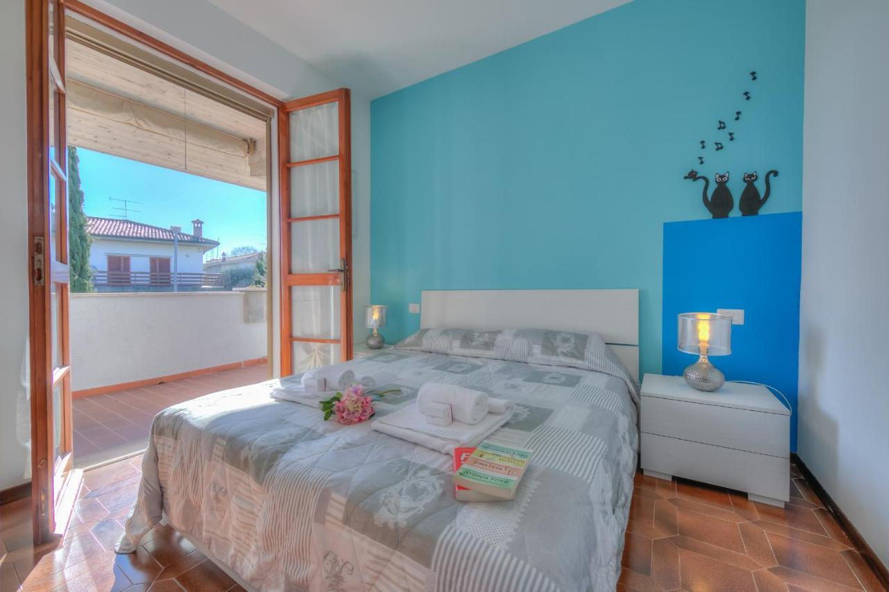 Villa Fiorita Apartments - Happy Rentals Sirmione Buitenkant foto